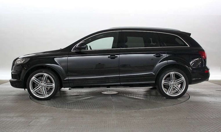 Audi q7 for sale in UK