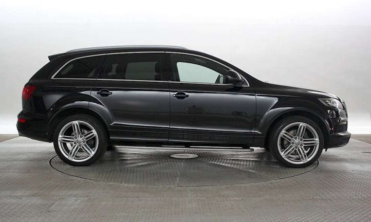 used range Audi q7 in UK