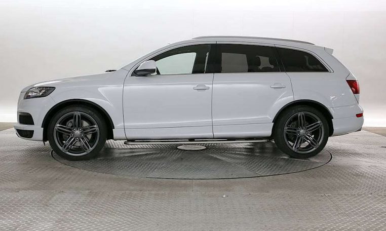 Audi q7 for sale in UK